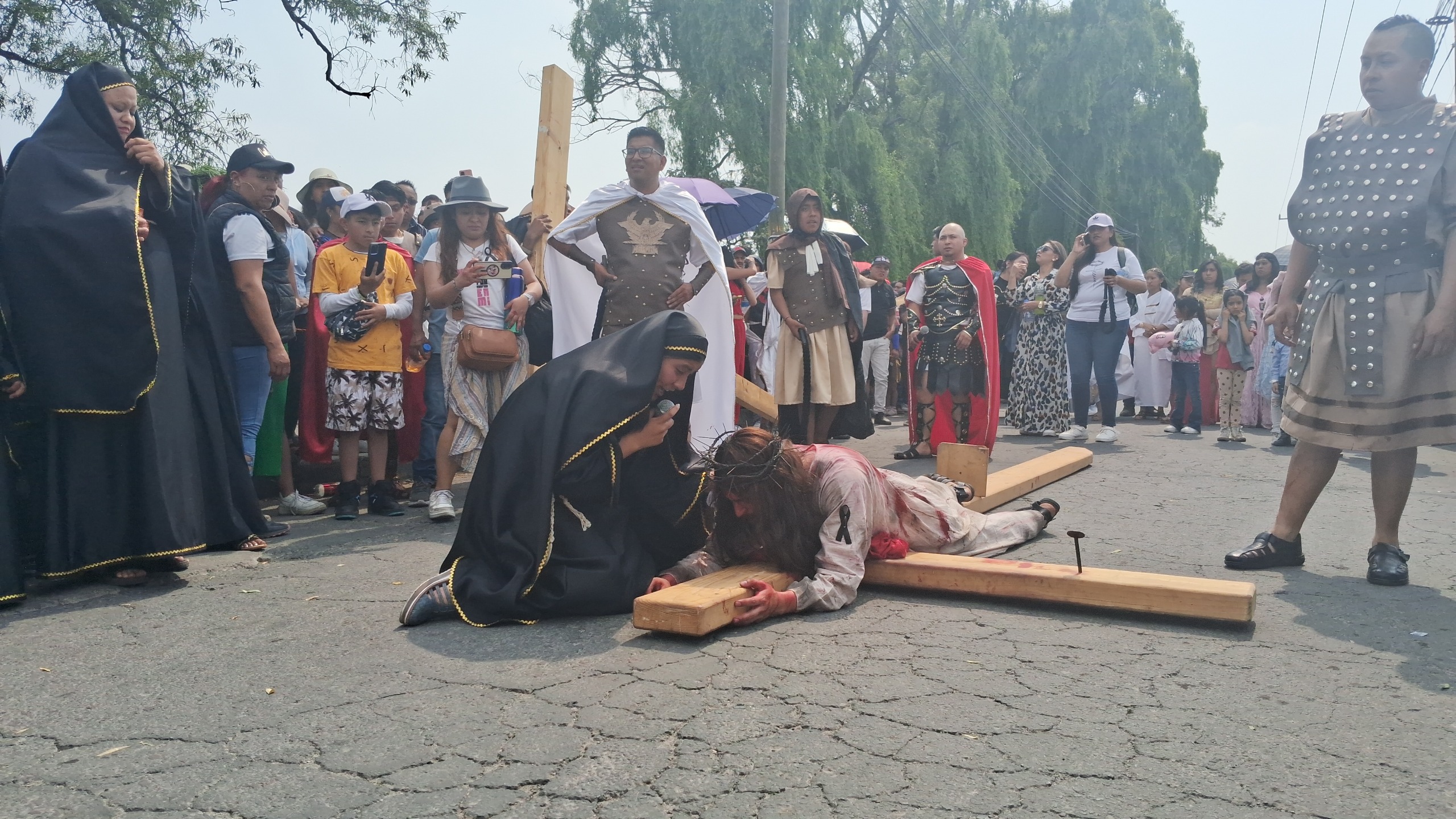 d9f6fe2d 79f9 413a 9d9a 581ce2425b64